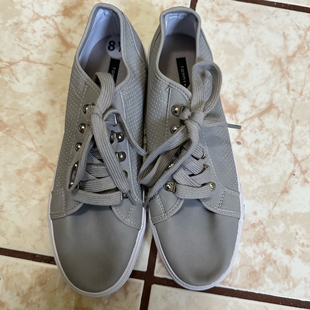 Tommy Hilfiger Tennis Shoes NWOT